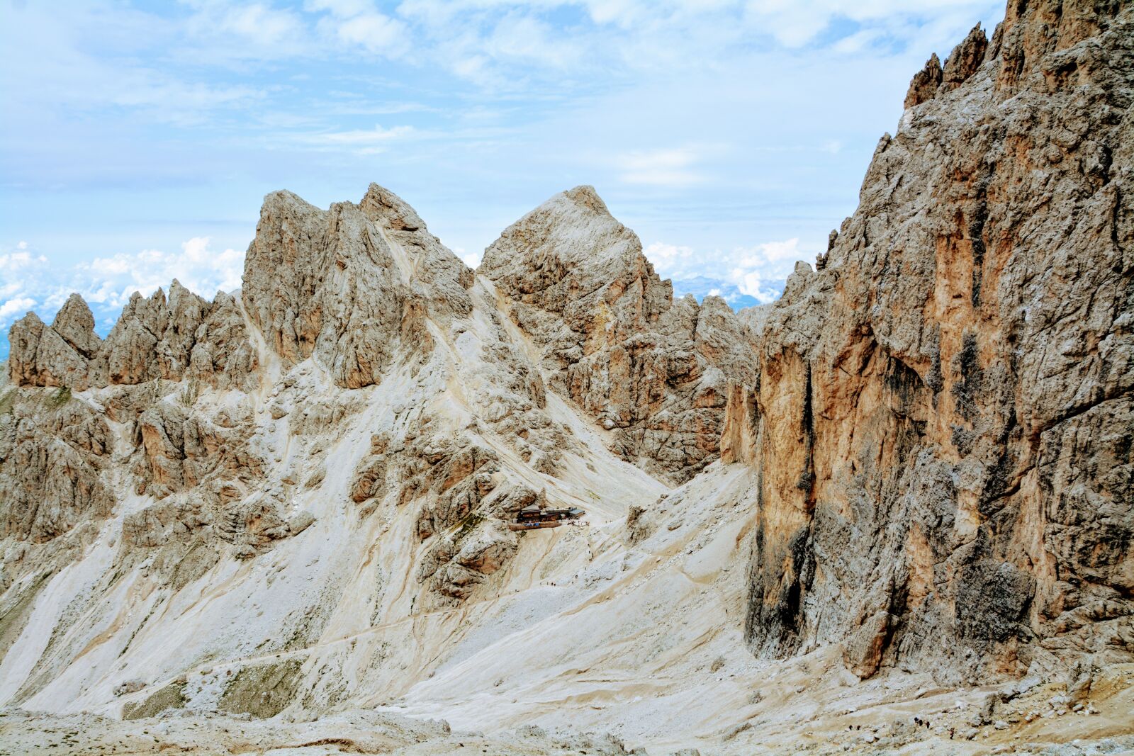 Nikon D7100 sample photo. Dolomites, refuge, mountains photography