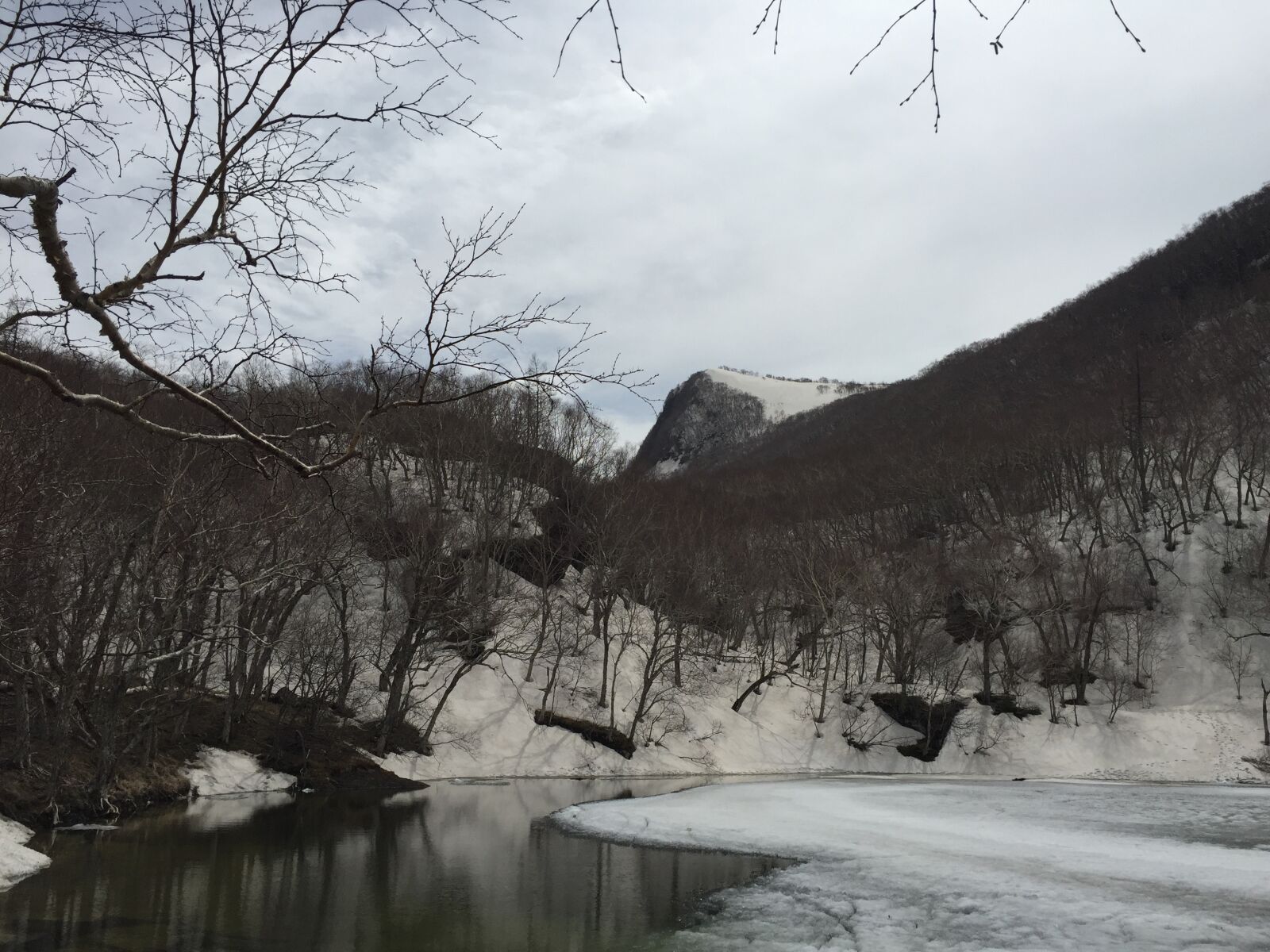 Apple iPhone 6 sample photo. Winter, snow, lake photography