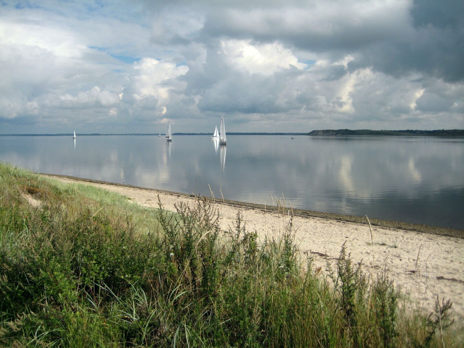 Canon DIGITAL IXUS 70 sample photo. Beach, sailing ships, denmark photography