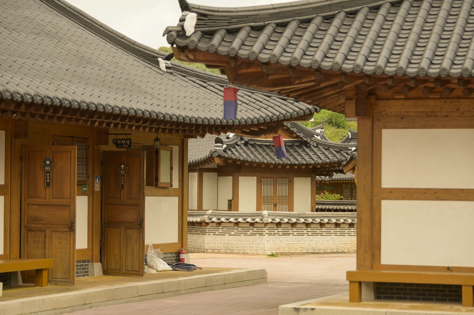 Nikon Z6 sample photo. Hanok, korean house, traditional photography