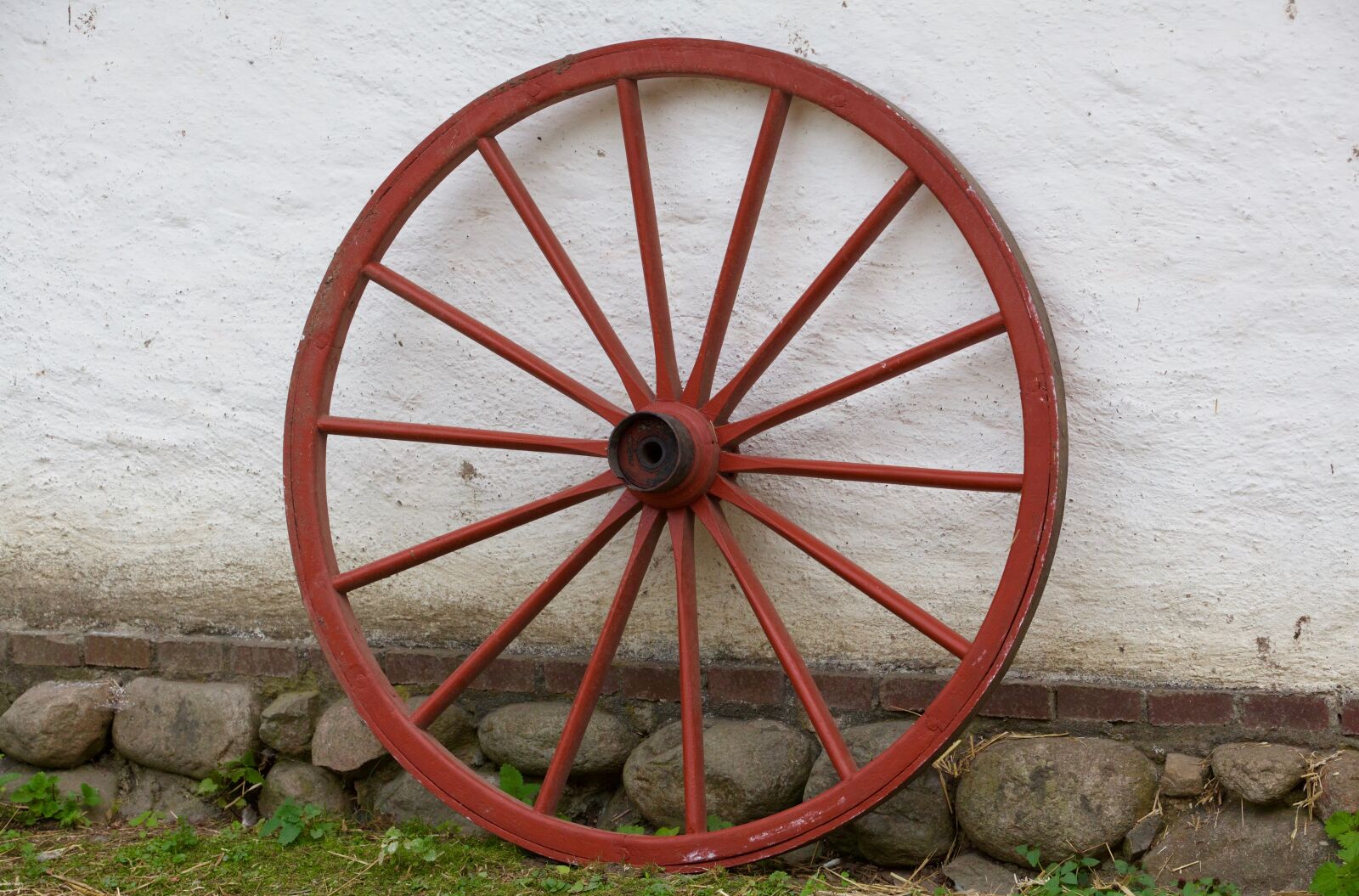 Canon EOS 5D Mark III sample photo. Wheel, former, wheel trolley photography