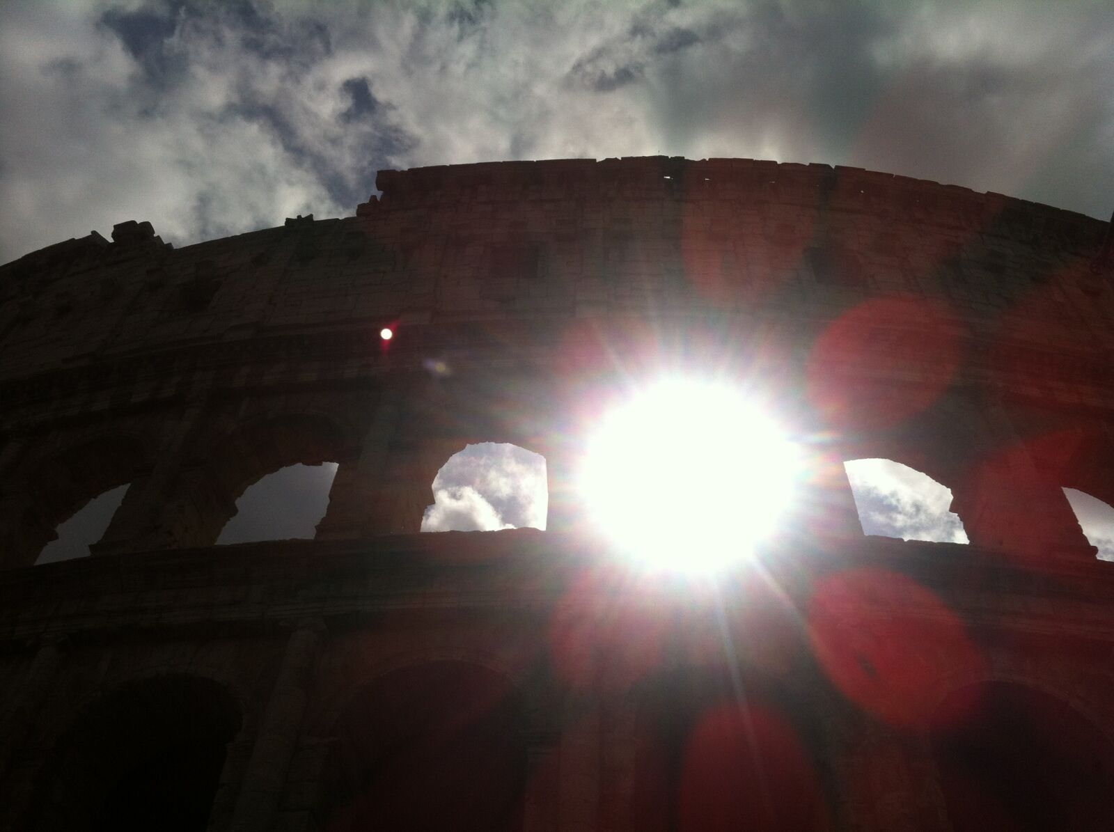 Apple iPhone 4 sample photo. Colosseum, rome photography