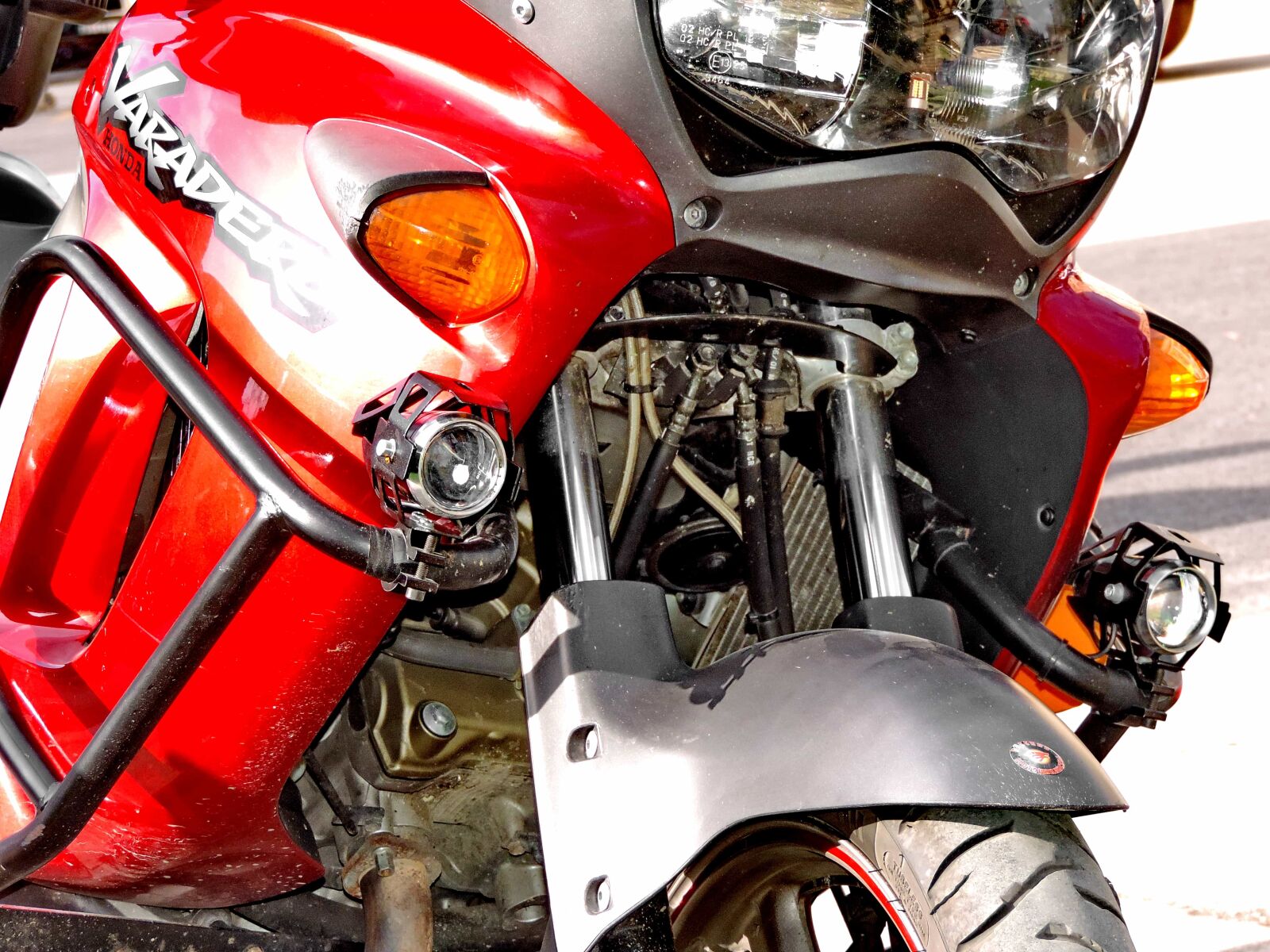 Nikon Coolpix P520 sample photo. Engine, engineering, headlight, motorcycle photography