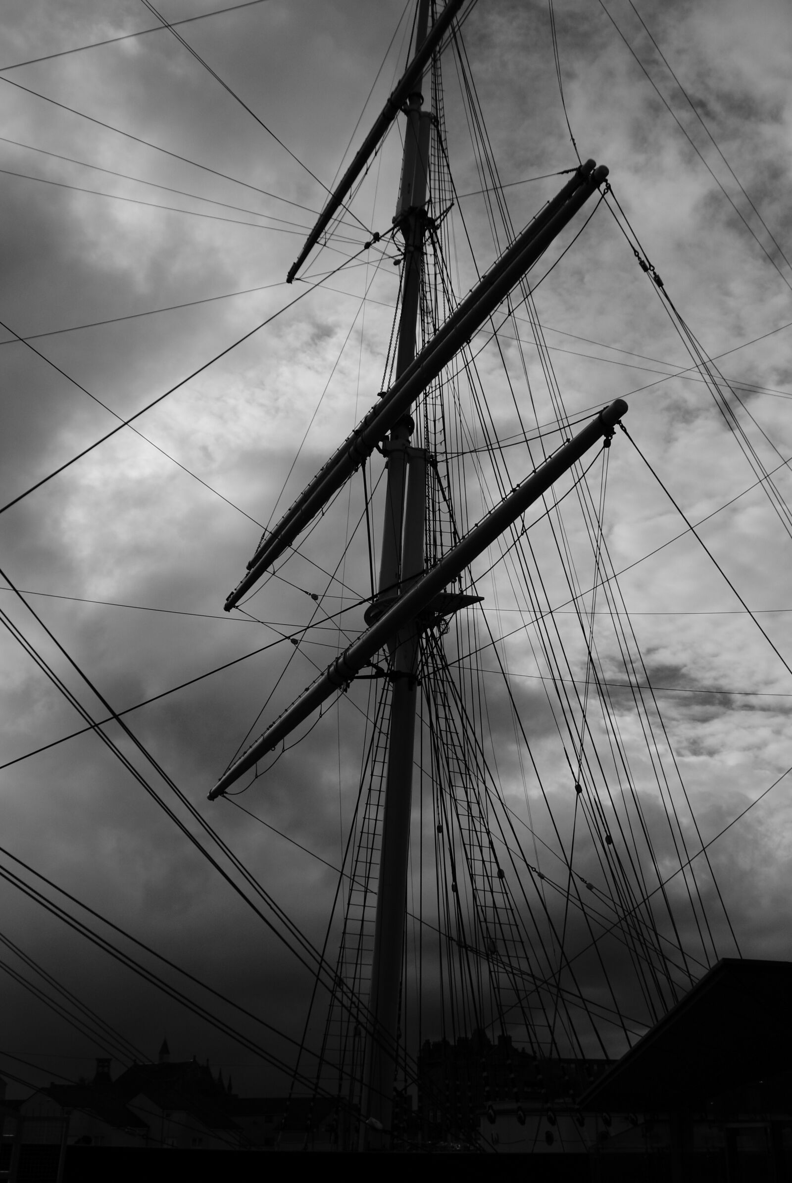 Sony Alpha DSLR-A300 sample photo. Ship, reflection, mast photography