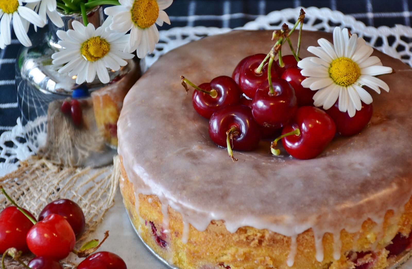 Nikon D7200 sample photo. Cherry pie, cake, cherries photography