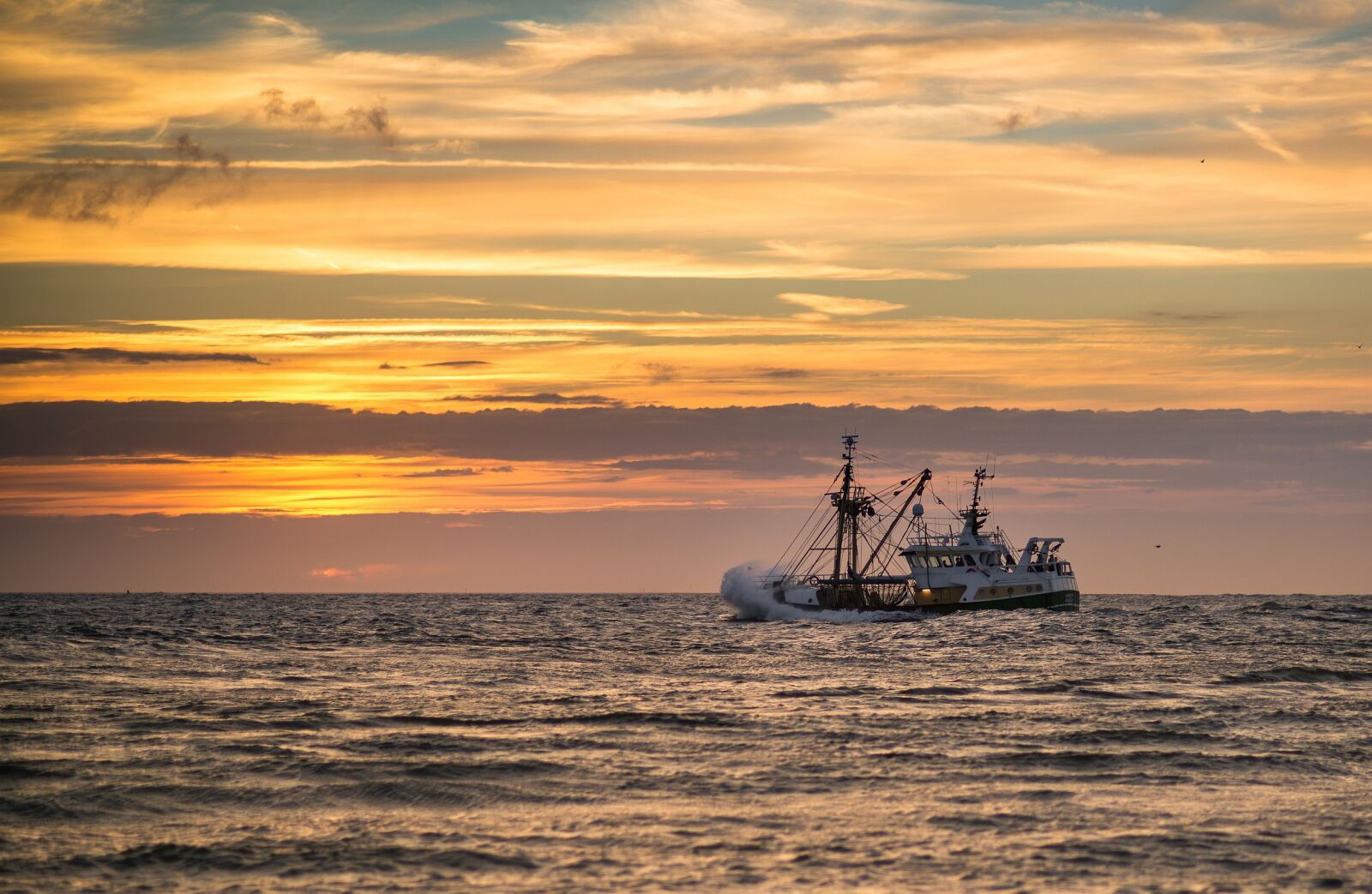 Nikon D600 sample photo. Sunset, ship, cutter photography