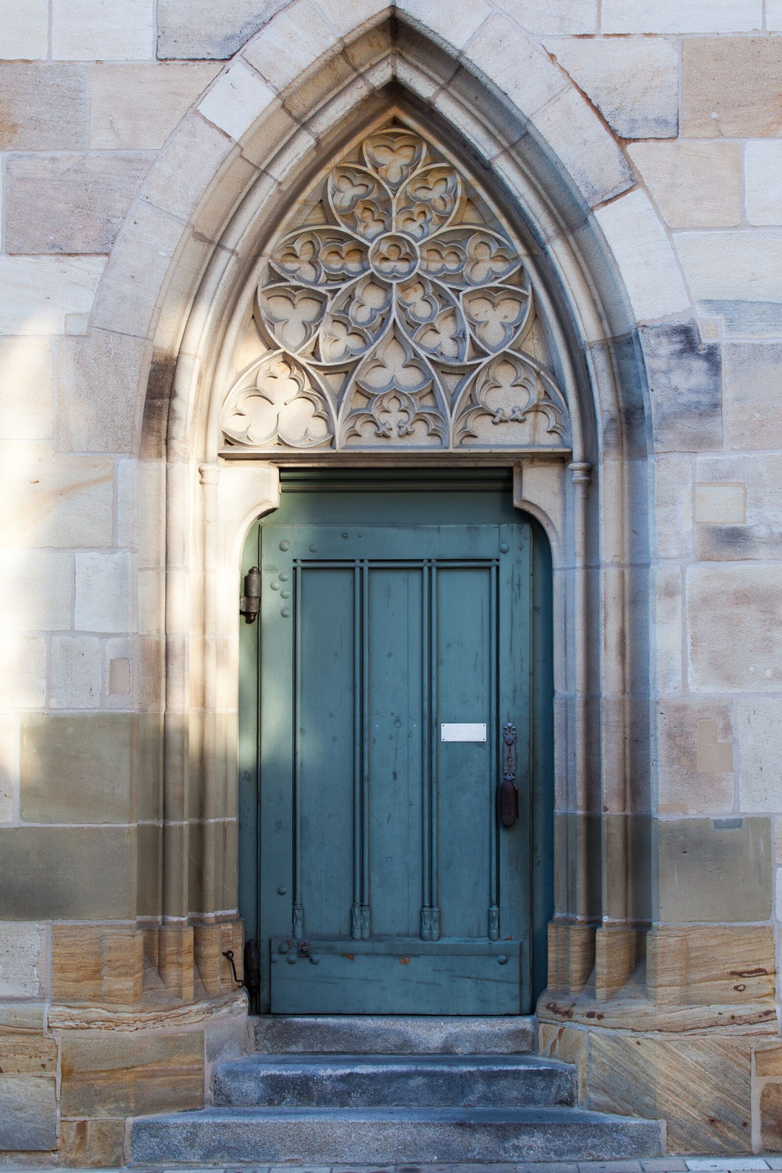 Canon EOS 5D Mark II sample photo. Church, input, architecture photography