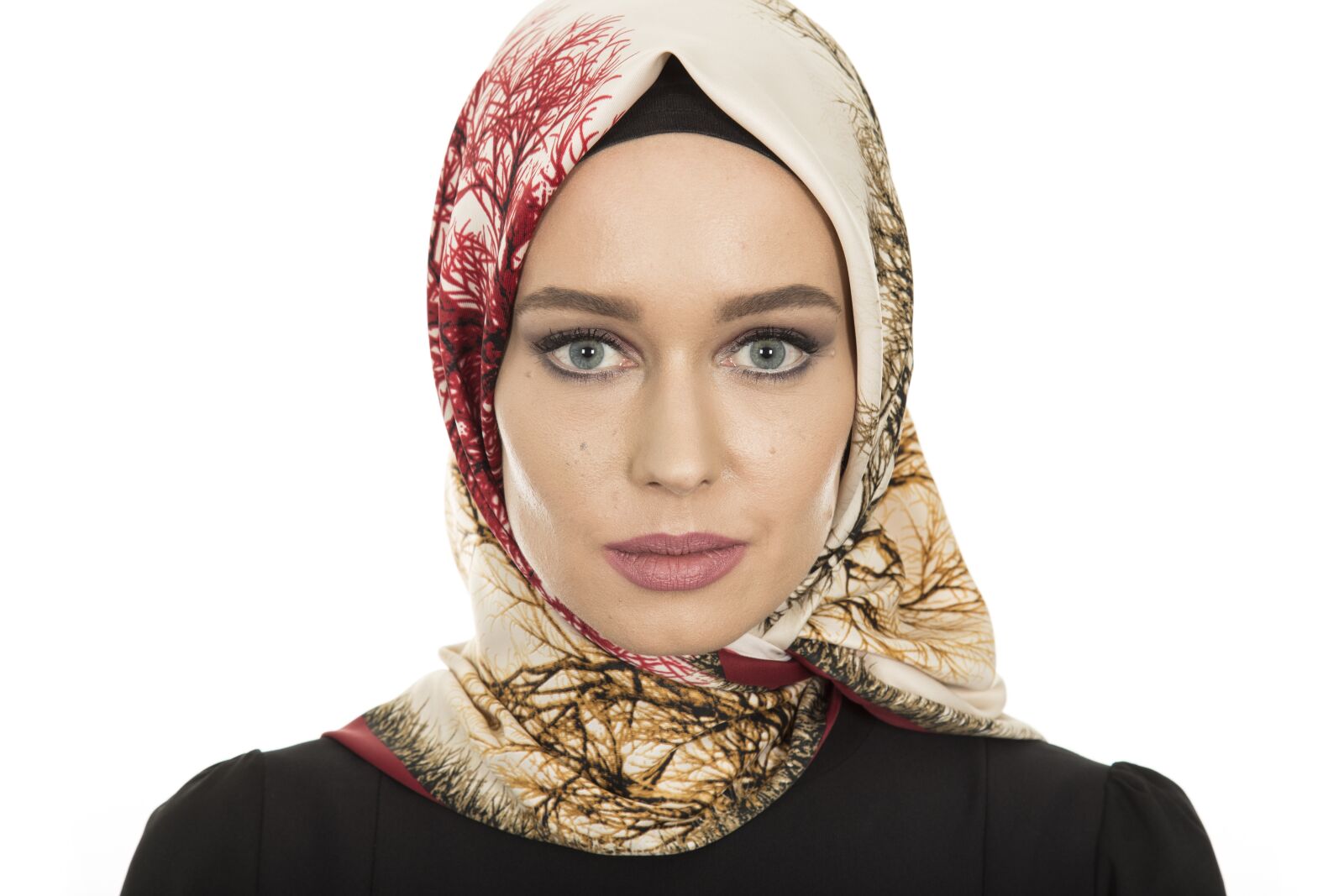 Canon EOS 6D + Canon EF 24-105mm F4L IS USM sample photo. Model, woman, islam photography