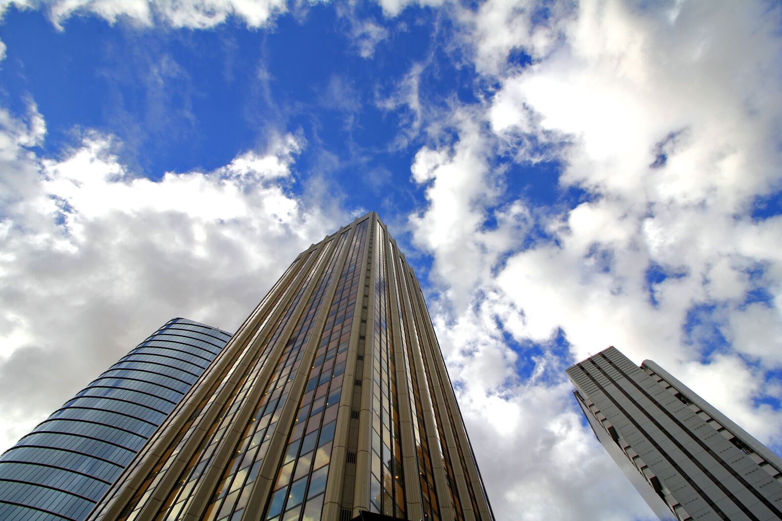 Canon EOS 60D sample photo. City, sky, skyscraper photography