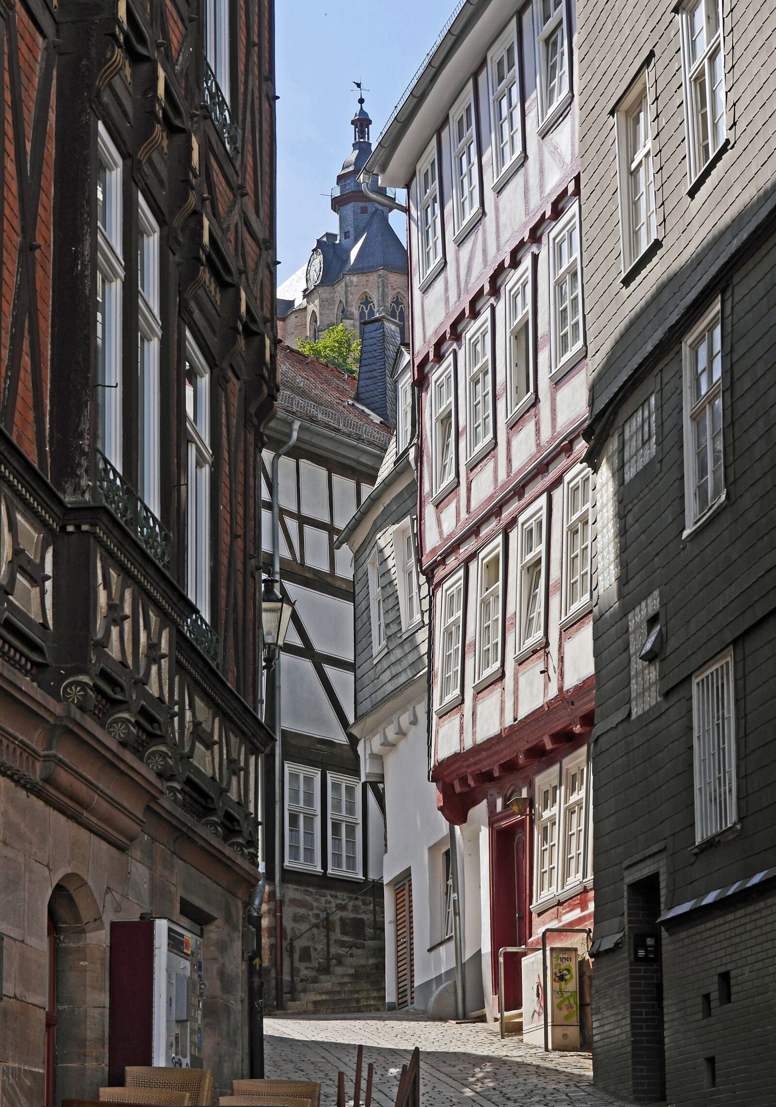 Panasonic Lumix DMC-GH3 sample photo. Old town lane, truss photography