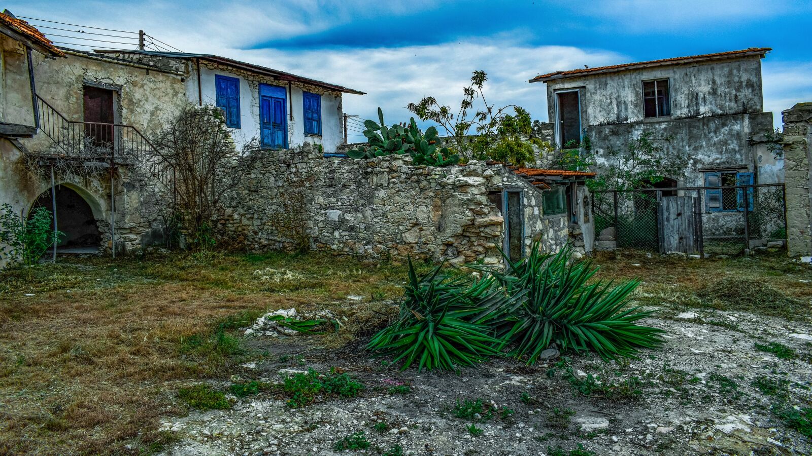 Nikon D3300 sample photo. Houses, architecture, abandoned photography
