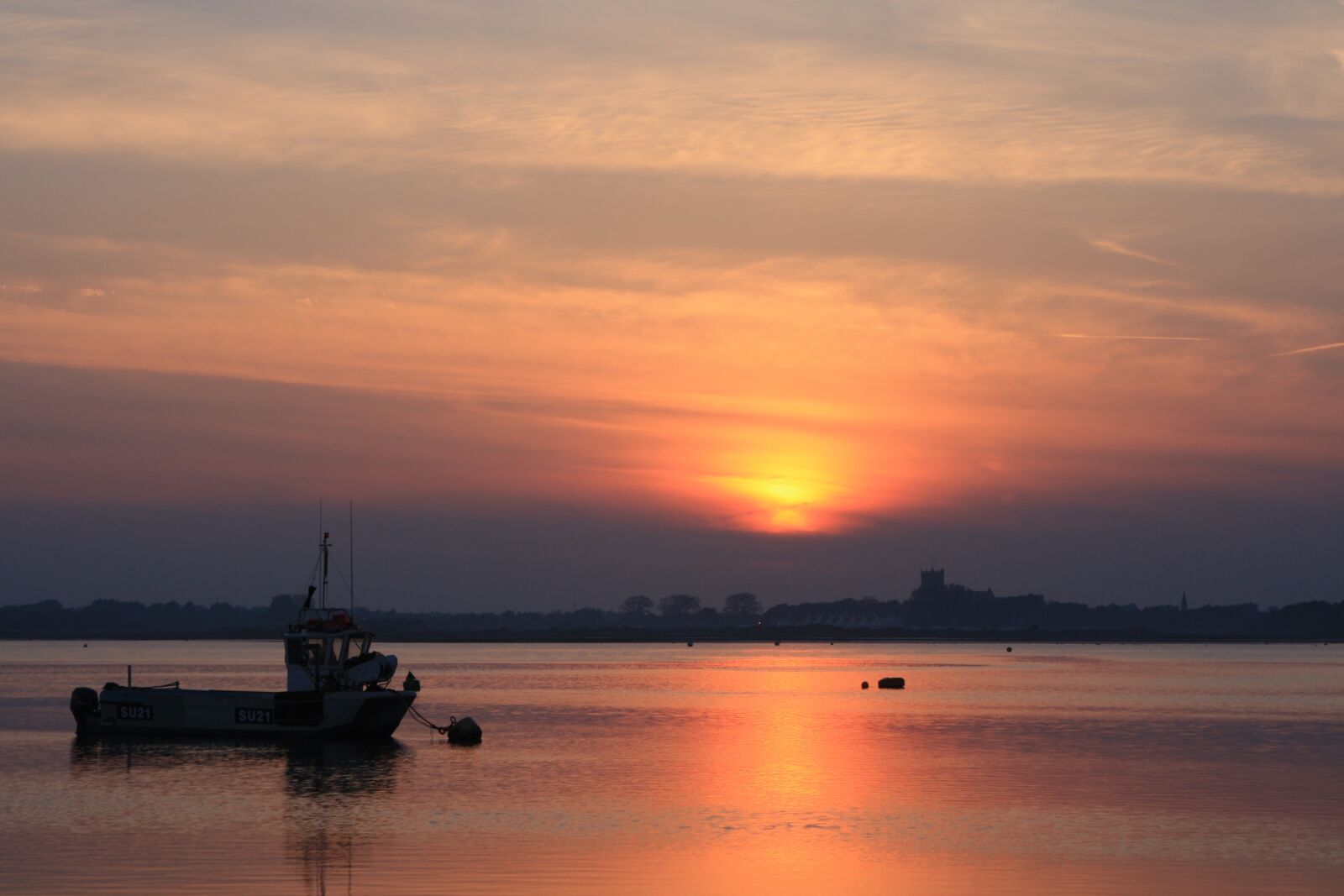 Canon EOS 1000D (EOS Digital Rebel XS / EOS Kiss F) sample photo. Christchurch, dorset, sunset photography