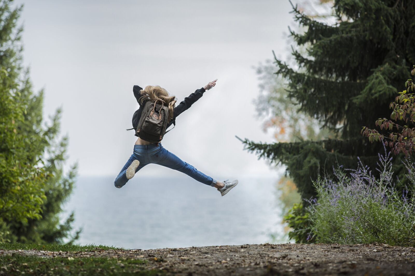 Canon EOS 5D Mark III sample photo. Adventure, blonde hair, exploring photography