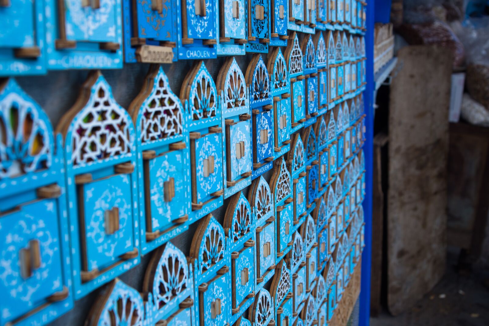 Nikon D7200 sample photo. Magnet, souvenir, blue photography