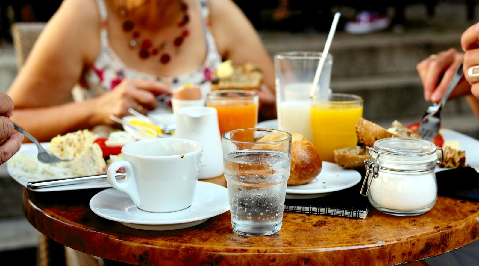 Nikon D610 sample photo. Breakfast, have breakfast, eat photography