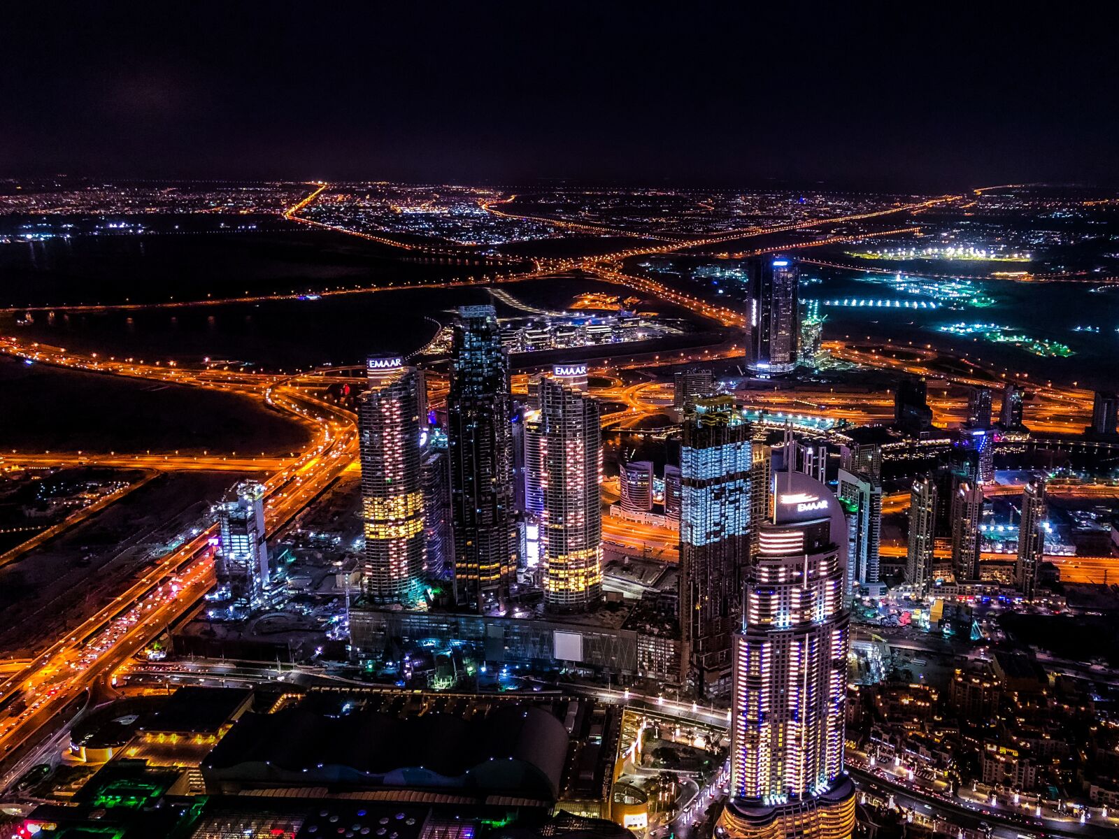 iPhone X back dual camera 4mm f/1.8 sample photo. Dubai, city, night photography