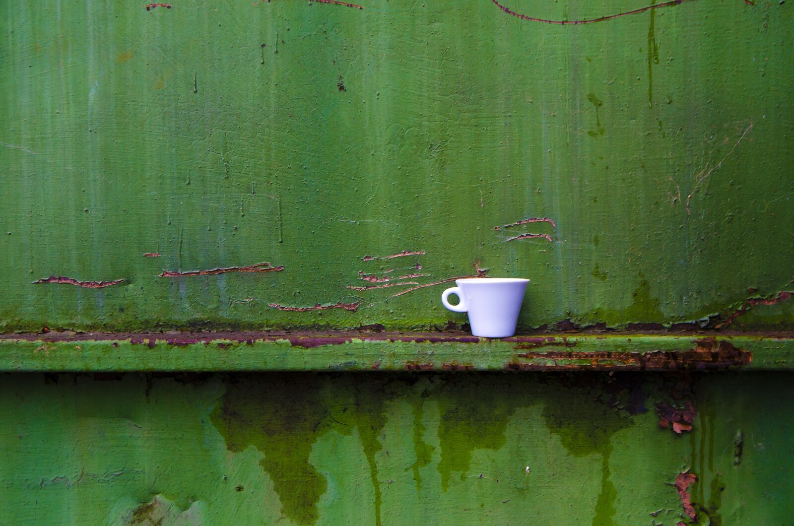 Nikon D7000 sample photo. Coffee, green, minimal photography