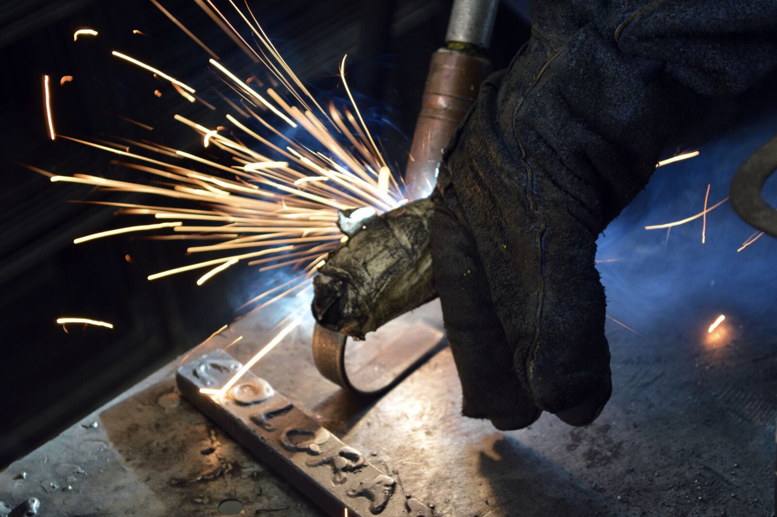 Nikon D3200 sample photo. Metallurgy, welder, welding photography