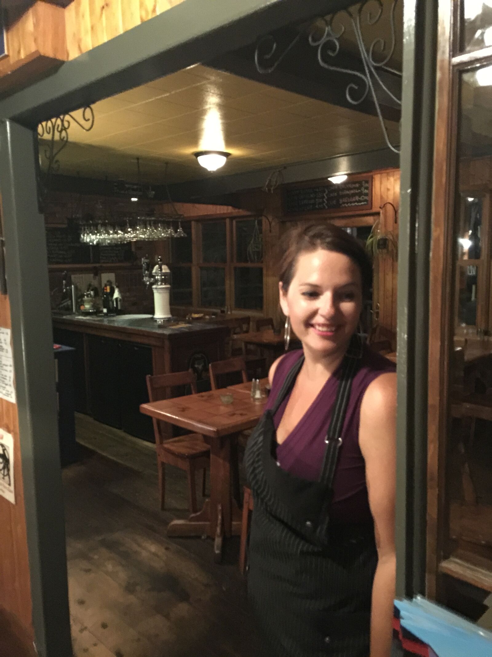 iPhone 6 Plus back camera 4.15mm f/2.2 sample photo. Quebec, inn keeper, barmaid photography