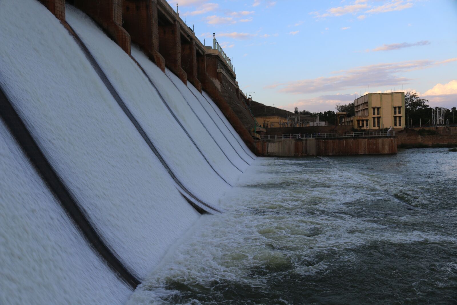 Canon EOS 70D sample photo. Dam, water, landscape photography