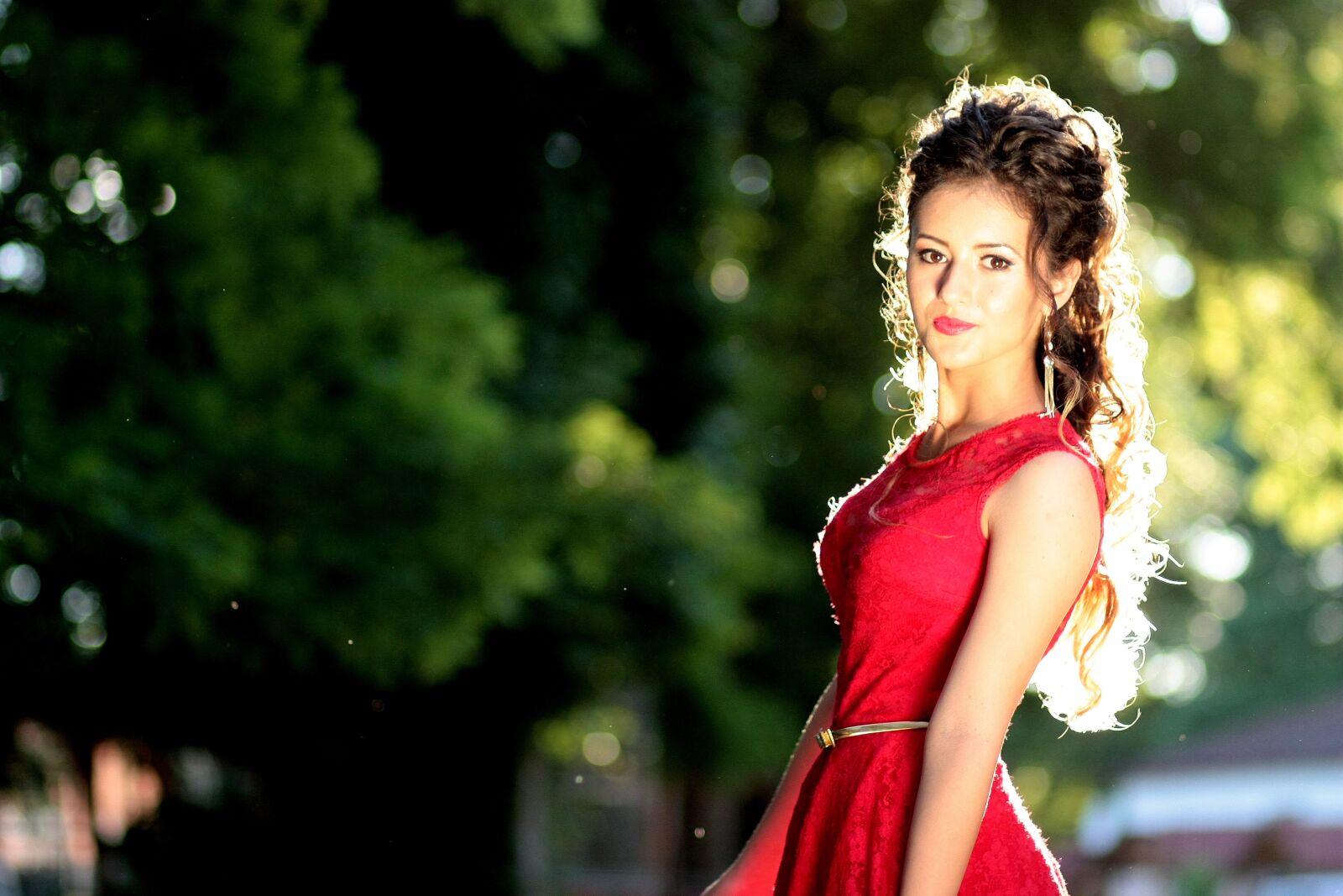 Canon EOS 450D (EOS Rebel XSi / EOS Kiss X2) sample photo. Girl, long hair, dress photography