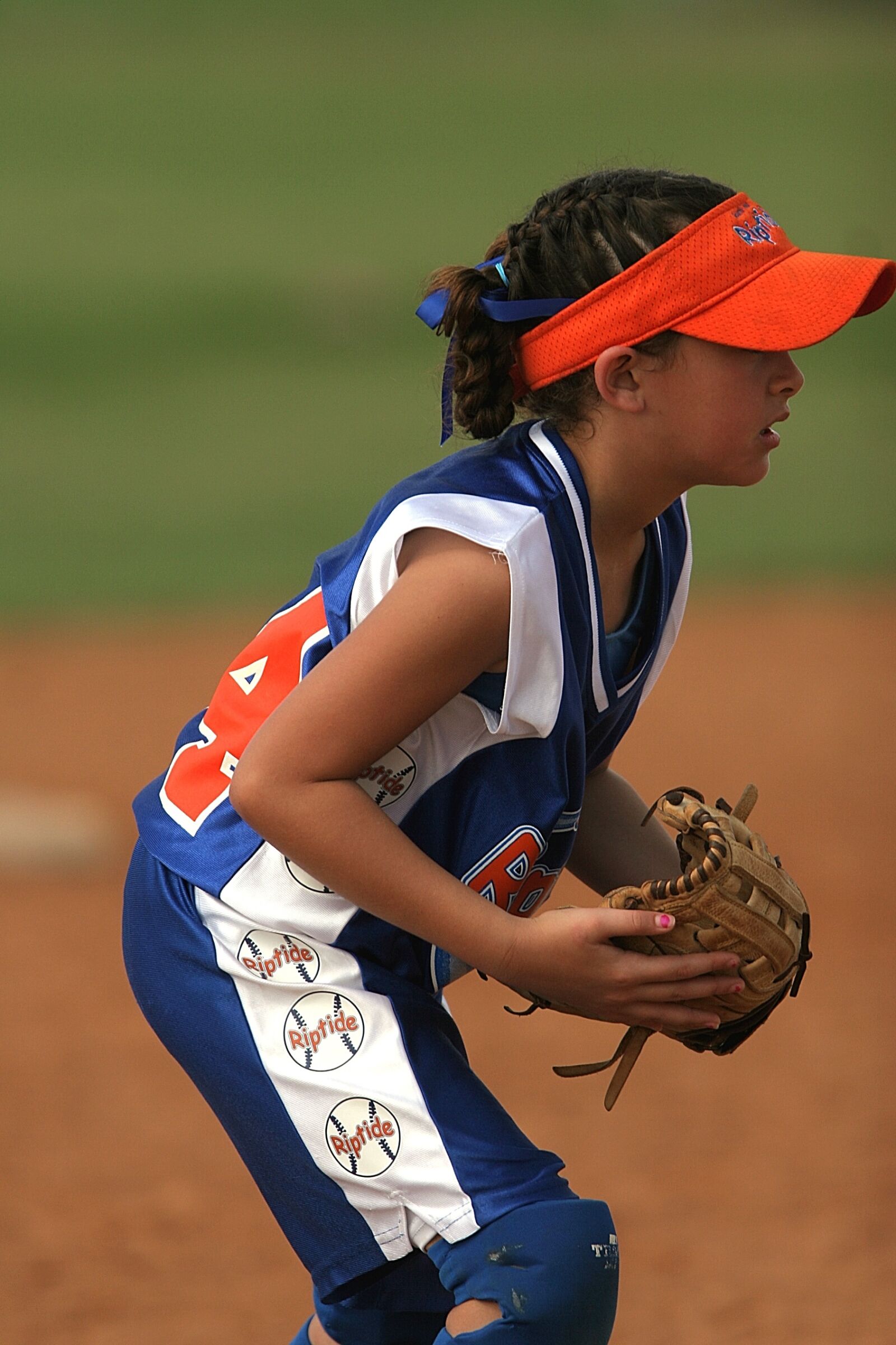 Canon EOS 20D sample photo. Softball, player, female photography