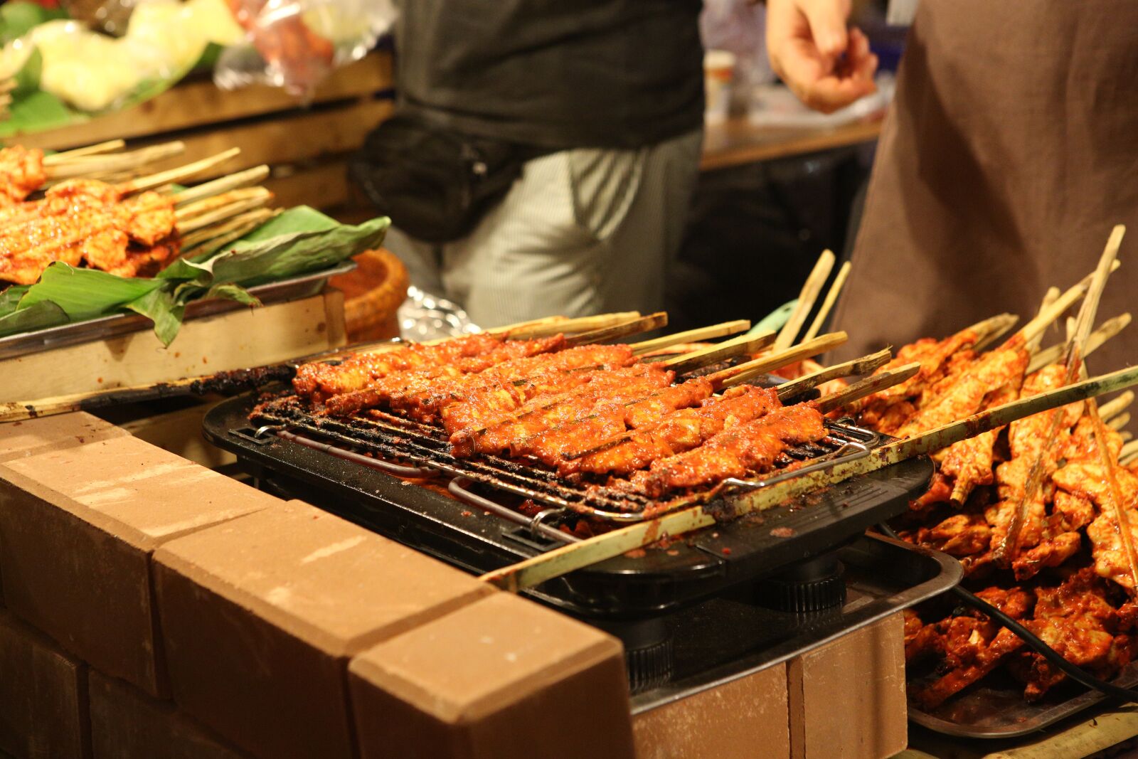 Canon EF 24-70mm F2.8L USM sample photo. Street food, street kitchen photography