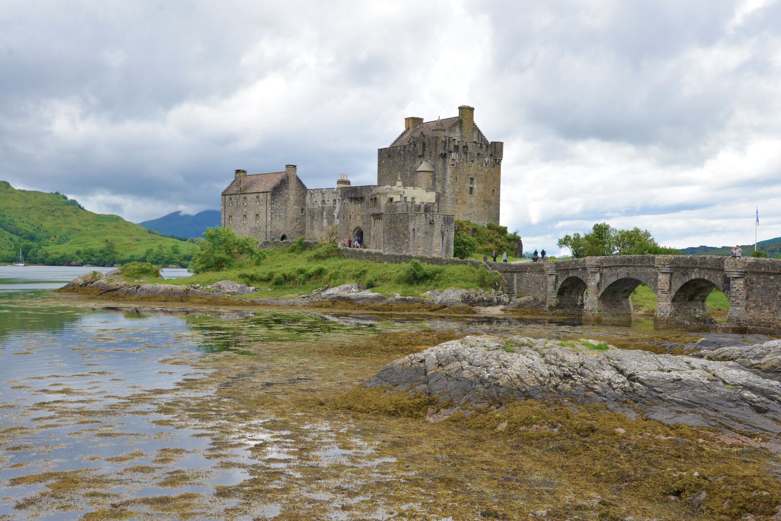 Nikon D600 sample photo. Scotland, eilean donan castle photography