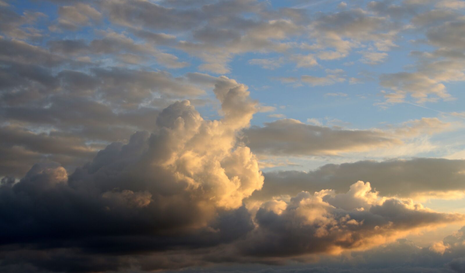 Canon EOS 650D (EOS Rebel T4i / EOS Kiss X6i) sample photo. Sunset, sun, sunbeam photography