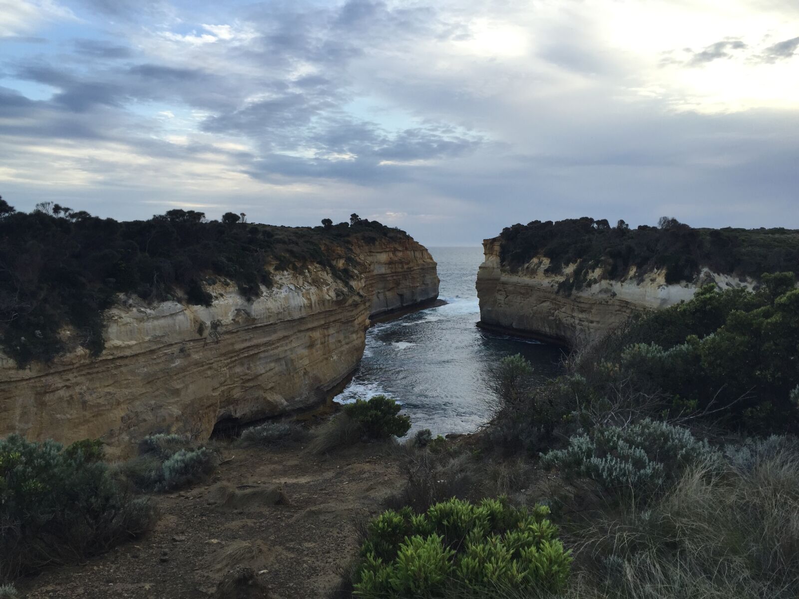 iPhone 6 back camera 4.15mm f/2.2 sample photo. Ship, wreck, australia photography