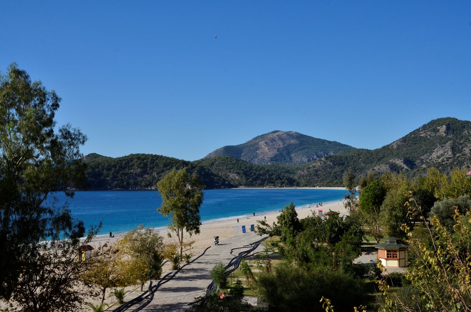 Nikon D7000 sample photo. Sea, mountains, beach photography