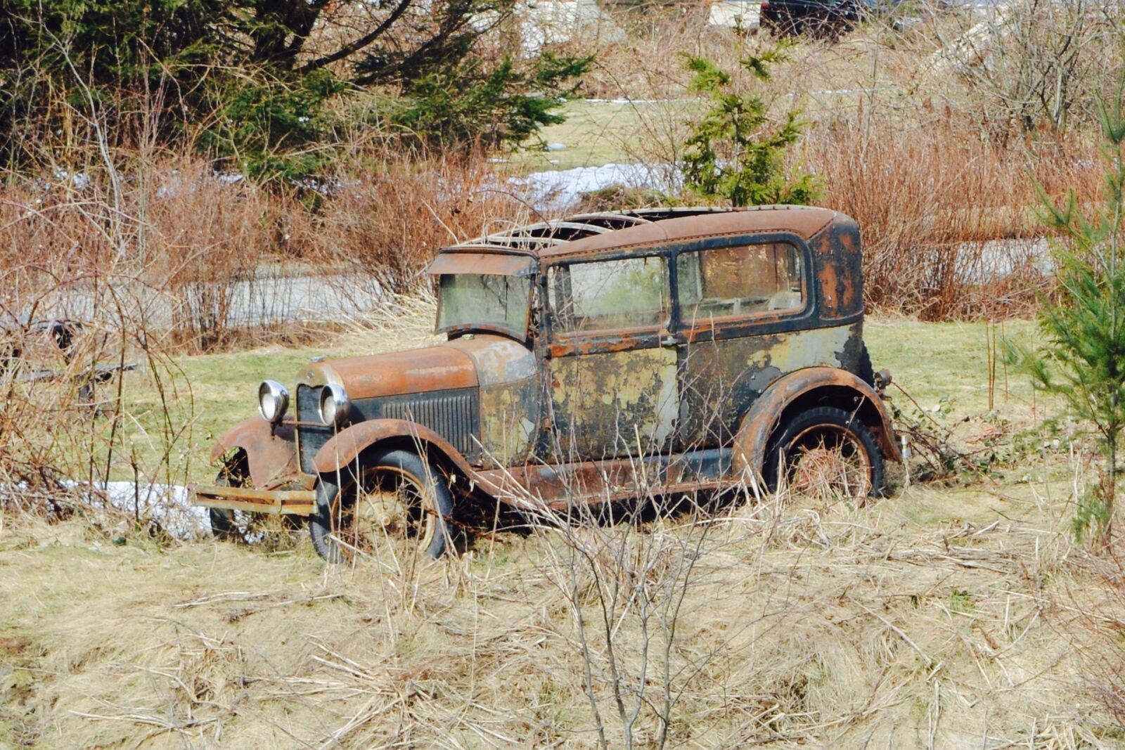 Nikon D5200 sample photo. Old car, rusty car photography