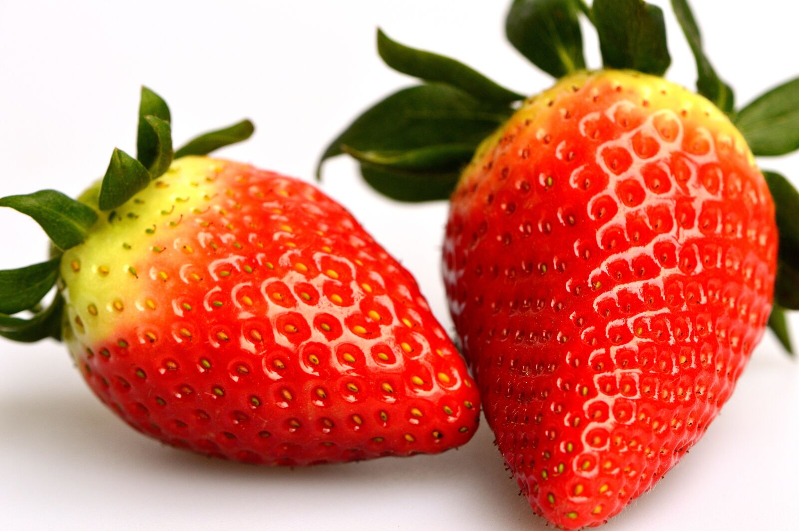 Nikon D3200 sample photo. Strawberries, fruit, berry photography