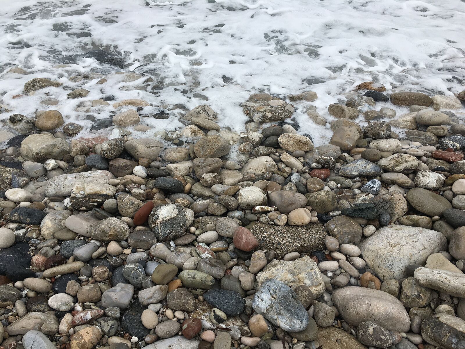 Apple iPhone 6s sample photo. Water, stones, sea photography