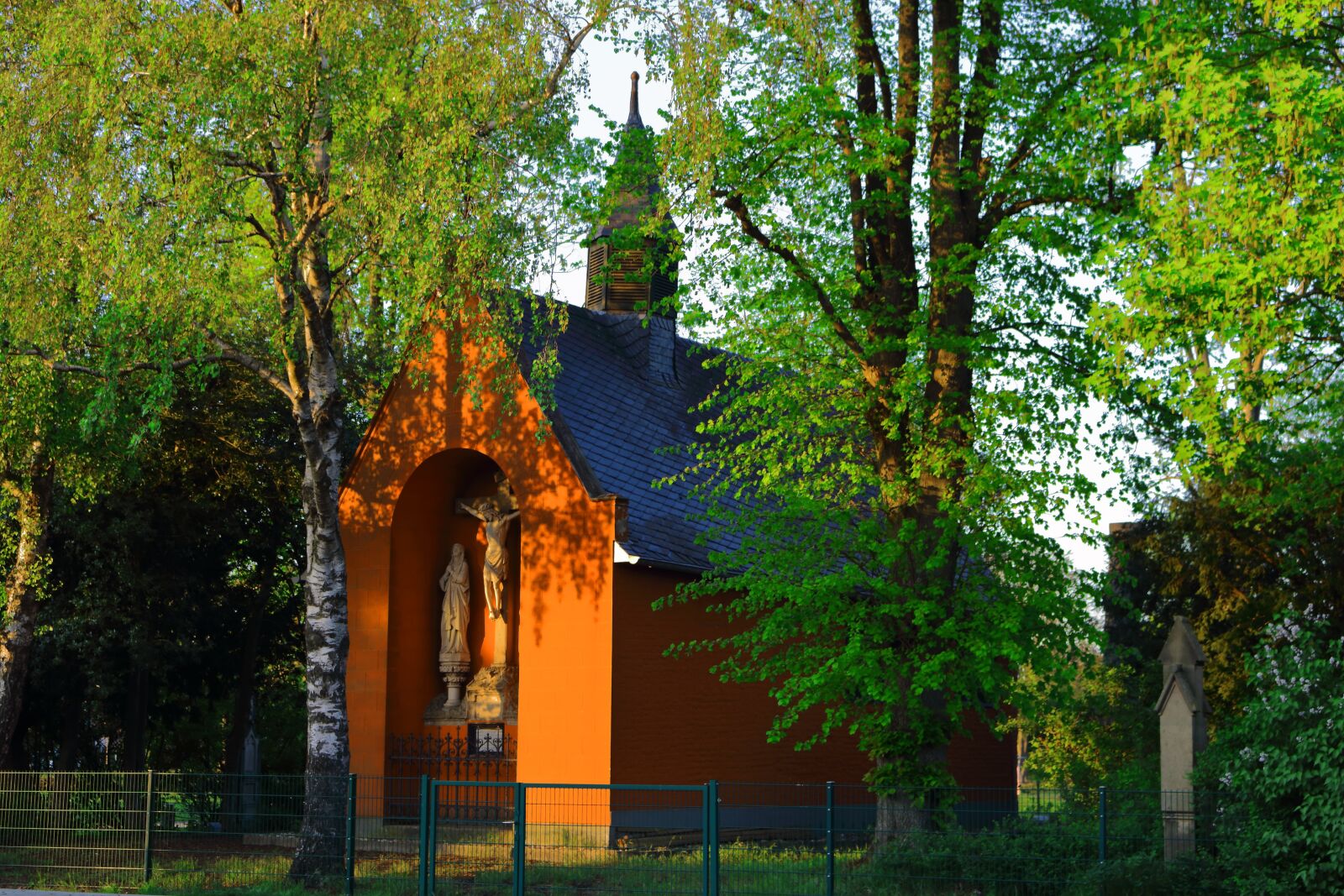 Canon EOS 750D (EOS Rebel T6i / EOS Kiss X8i) sample photo. Chapel, kempen, niederrhein photography