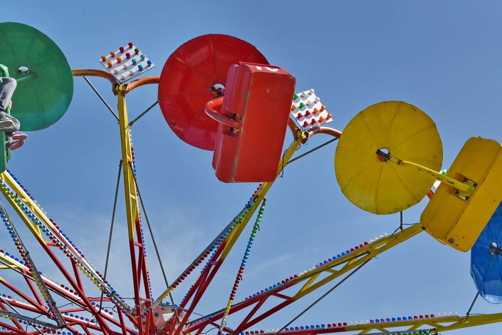 Nikon D5500 sample photo. Fun, mechanism, park, entertainment photography
