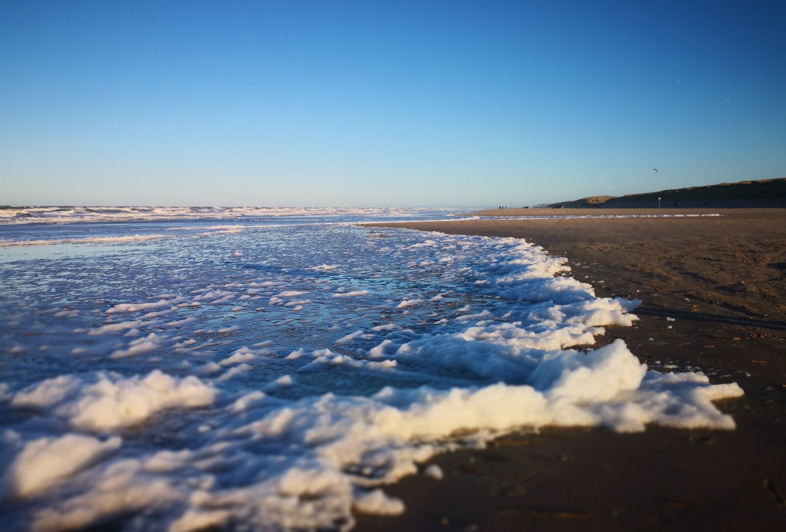 HUAWEI Mate 10 Pro sample photo. Denmark, sand beach, winter photography