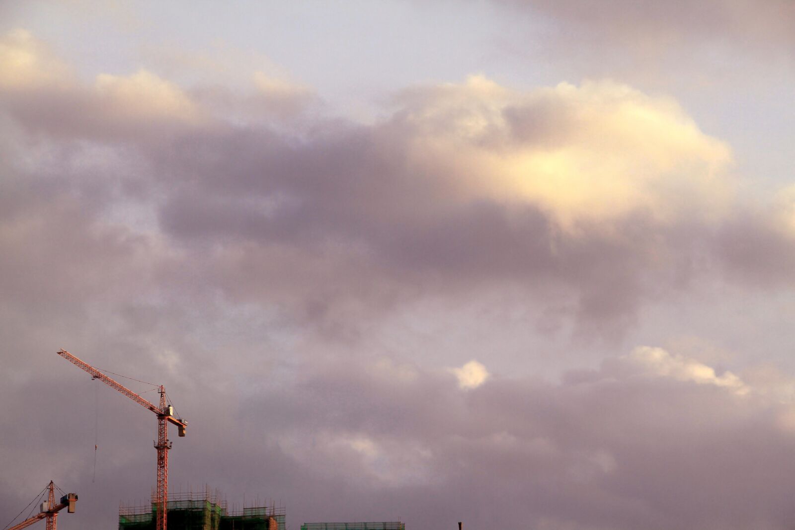 Canon EOS 7D sample photo. Construction, sky, city photography