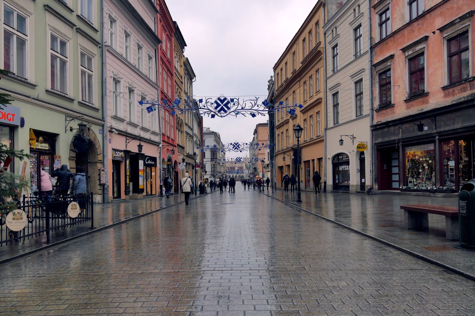 Panasonic Lumix DMC-FZ1000 sample photo. Krak w, poland, the photography