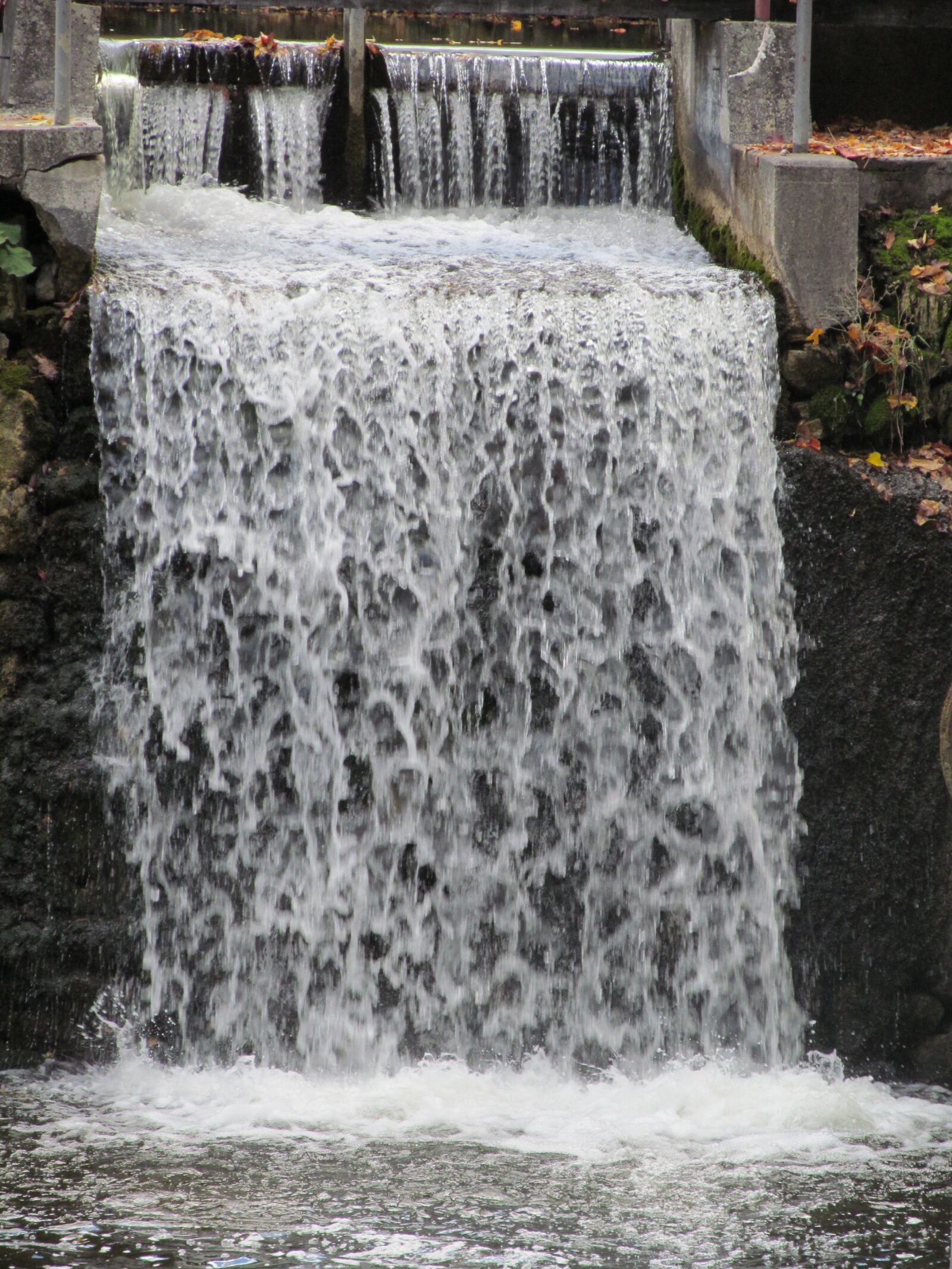 Canon PowerShot SX150 IS sample photo. Waterfall, sluice, gate photography