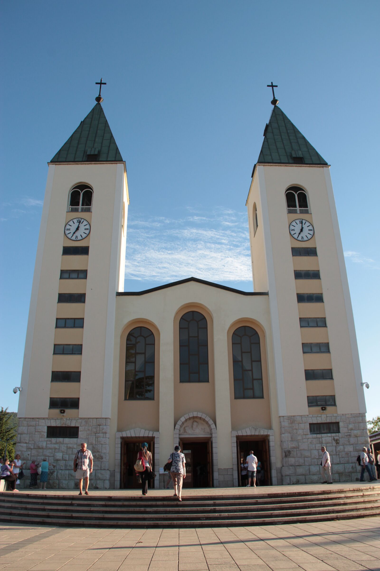 Canon EOS 60D sample photo. Church, pilgrimage, catholic photography