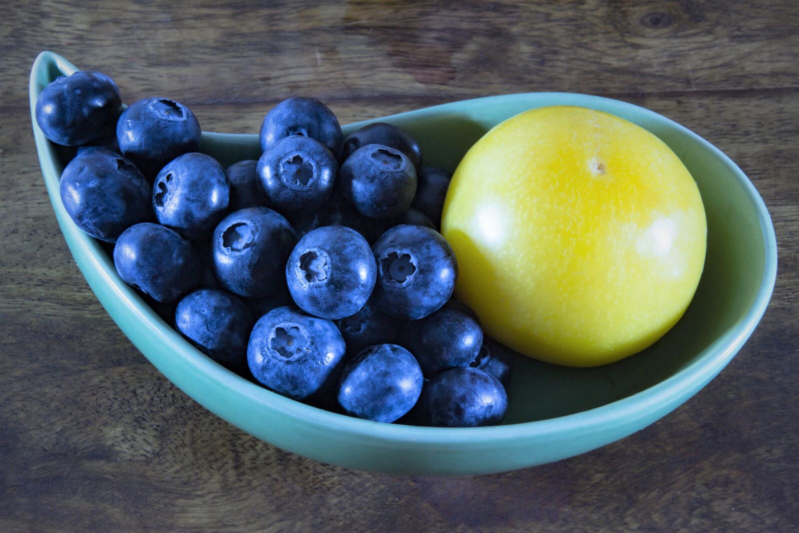 Canon EOS 60D sample photo. Berry, blueberry, nutrition photography