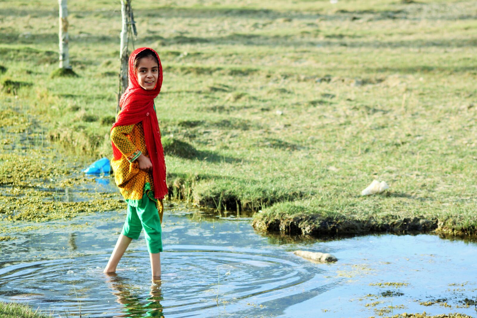 Canon EOS 500D (EOS Rebel T1i / EOS Kiss X3) sample photo. Kid, girl, water photography