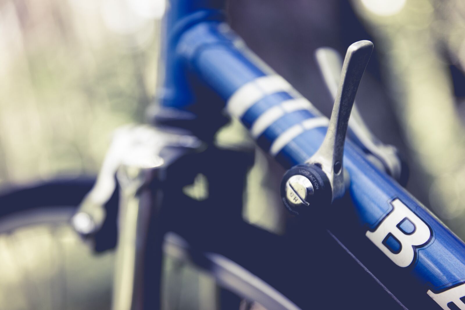 Canon EF 24-70mm F2.8L II USM sample photo. Road bike, vintage, bike photography