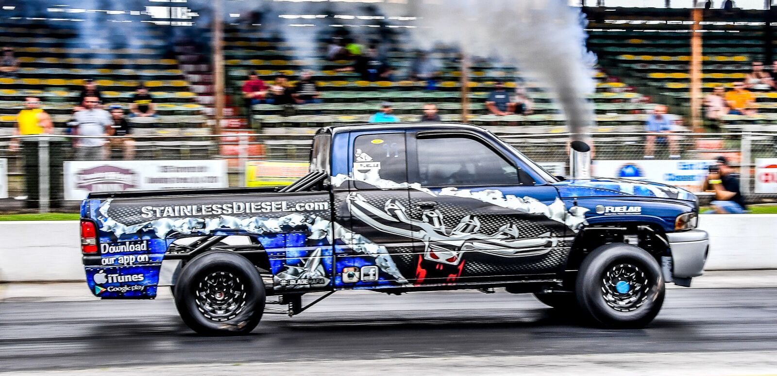 Nikon D5 sample photo. Diesel, drag, racing photography