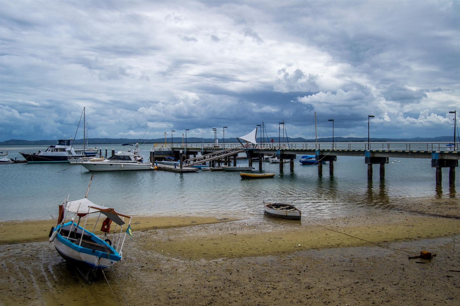Nikon D3100 sample photo. Boat, island, marina photography