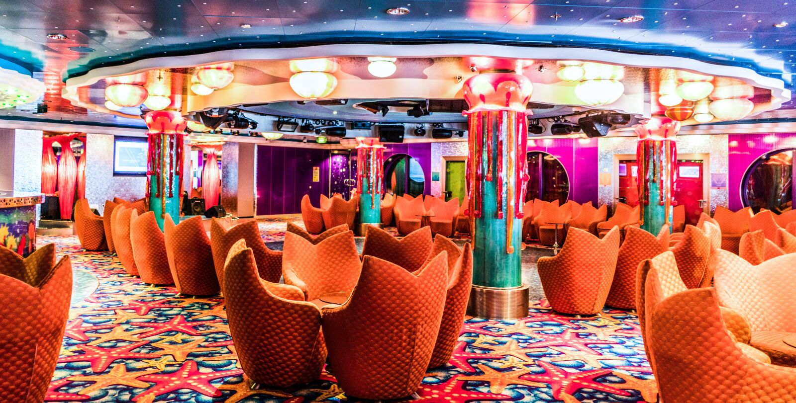 Sony a7R II + Sony FE 24-240mm F3.5-6.3 OSS sample photo. Norwegian jade, cruise ship photography