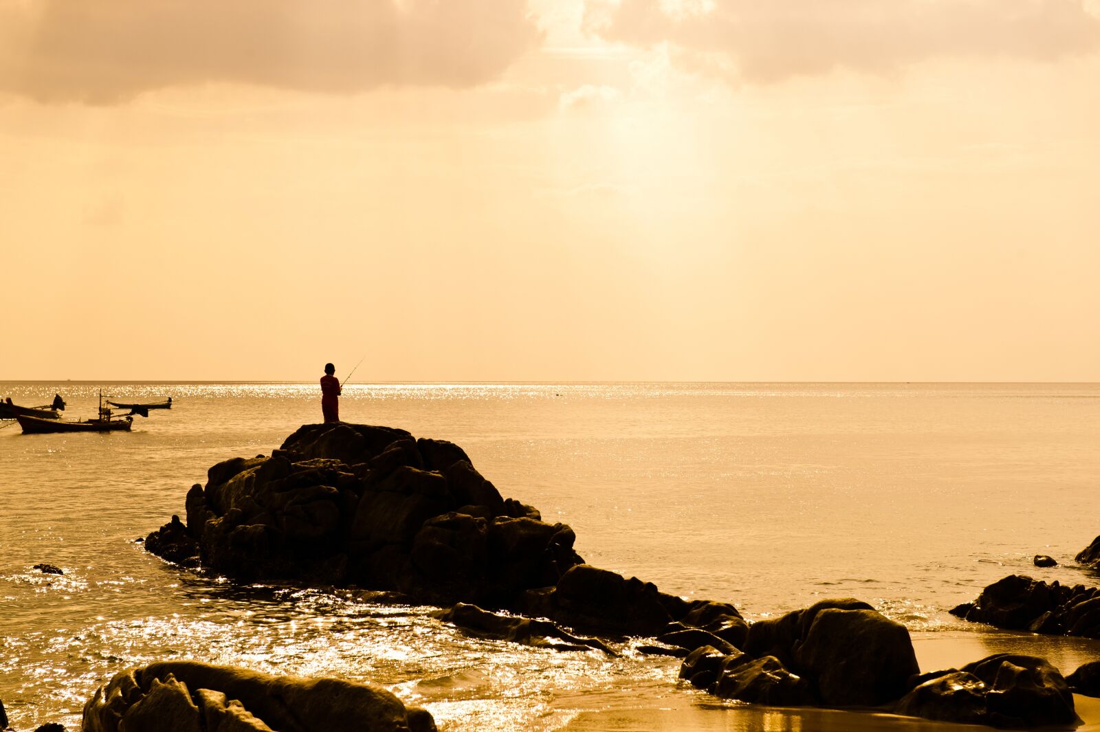 Nikon D3S sample photo. Sea, fishing, beach photography
