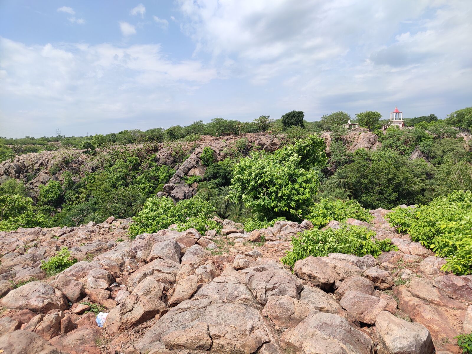 Xiaomi Redmi Note 7 Pro sample photo. Landscape, nature, green photography