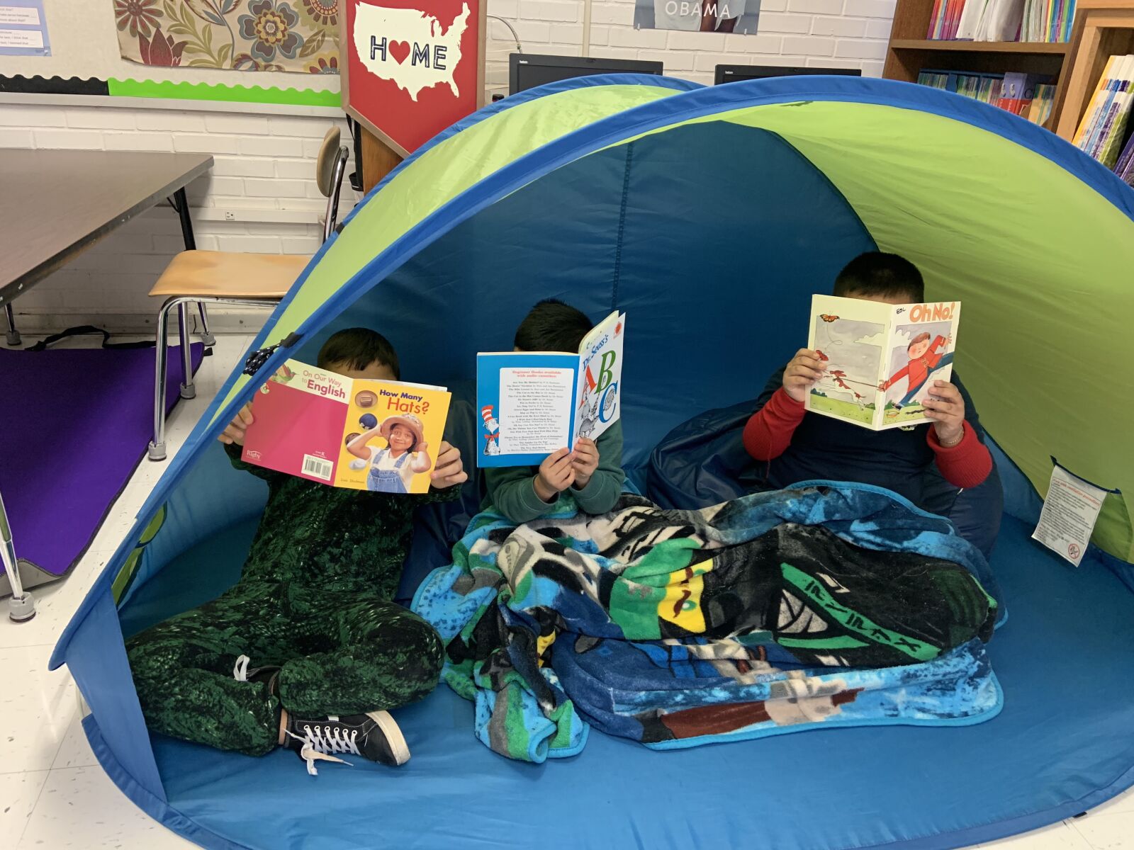 Apple iPhone XR sample photo. Reading tent, classroom, drop photography
